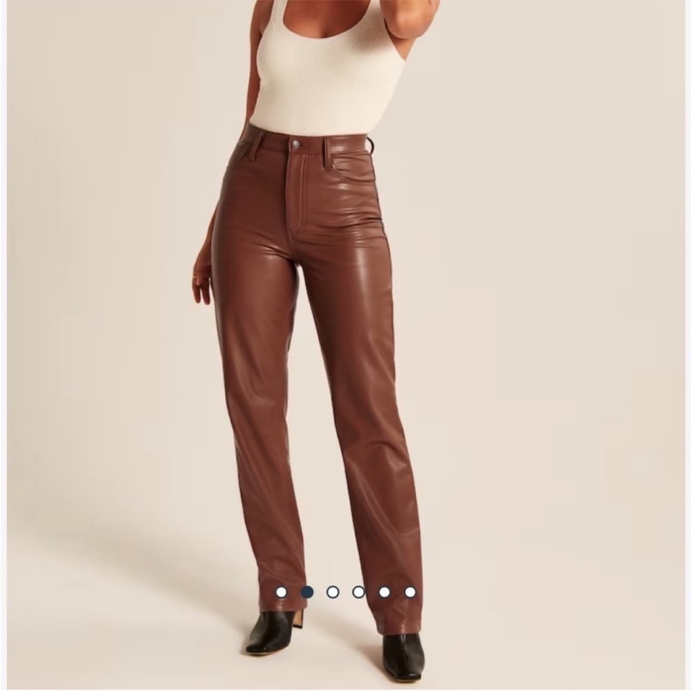 Abercrombie Curve Love The 90s Straight Brown Leather Pants - size 2 NWT